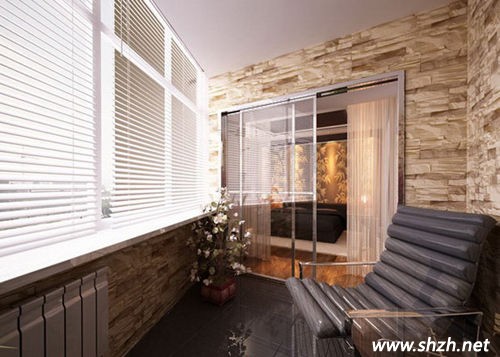 半封閉半開放式陽(yáng)臺(tái)